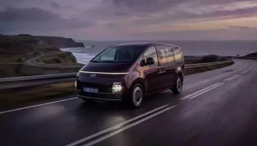 Xe van điện Hyundai Staria Electric 2027 được mở rộng thị trường, nội thất 9 chỗ, cốp siêu rộng