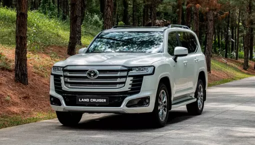 Top 10 ô tô bán kém nhất Việt Nam tháng 8/2026: Toyota Land Cruiser FJ biến mất, thay bằng Land Cruiser