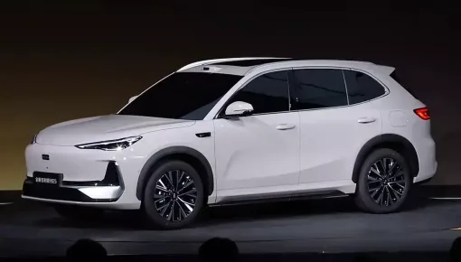 Geely EX5 thế hệ mới chính thức được bán ra thị trường với công suất lớn hơn, cốp trước 160 lít