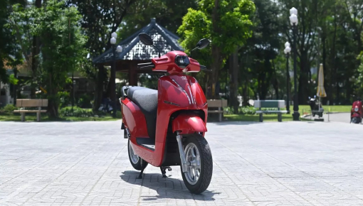 Đi xa, sạc nhanh, tăng tốc mạnh - Dat Bike ERA E1 tạo nên chiếc xe máy điện khác biệt