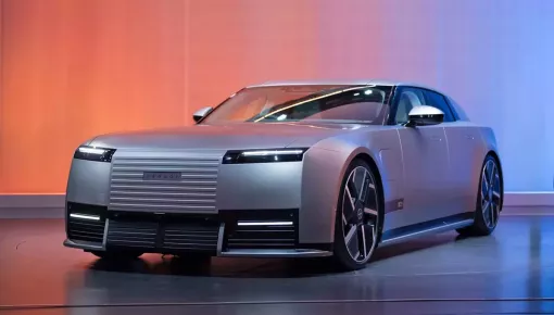 Jaguar Type 01 - mẫu xe điện đột phá, phớt lờ mọi khuôn mẫu của thương hiệu "báo đốm"