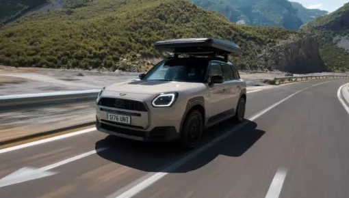 MINI Countryman 2027 có thêm phiên bản mới với khoảng sáng gầm lớn hơn, trang bị sẵn lều nóc