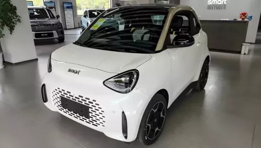 Ô tô điện "bé hạt tiêu" Smart #2 đã có mặt tại đại lý với thiết kế hai cửa, hai chỗ ngồi và cửa cốp mở hai chiều