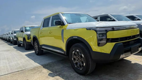 Lô xe Nissan Navara Pro PHEV đầu tiên cập bến Đông Nam Á, liệu có về Việt Nam?