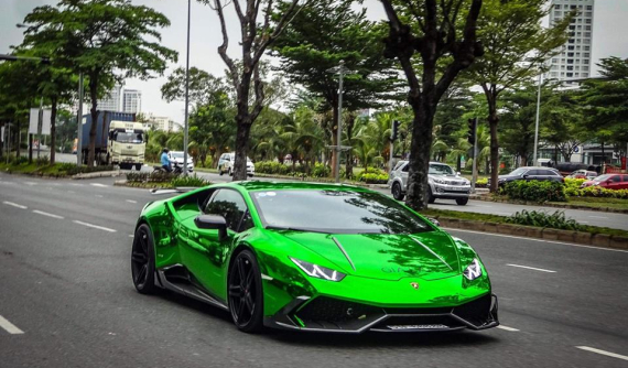 Video chi tiết "bộ cánh" mới của siêu xe Lamborghini Huracan từng được Cường "Đô-la" độ lại