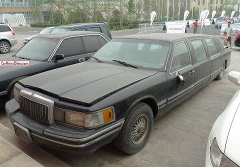 Trung Quốc ngăn chặn nhóm buôn lậu xe hơi hạng sang