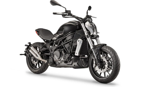 Benelli 402S - Bản sao của Ducati XDiavel sắp ra mắt Đông Nam Á