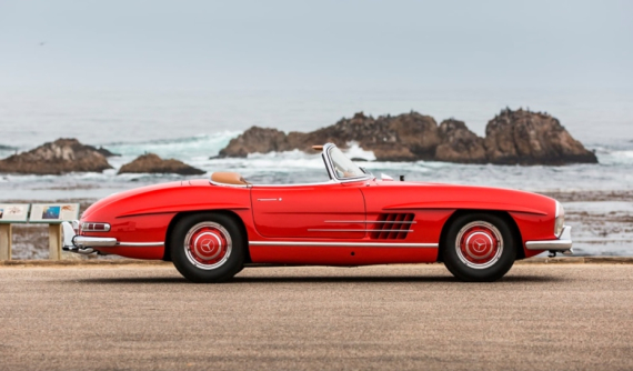 Siêu xe hàng cổ Mercedes-Benz 300SL Roadster có giá rao bán ước tính 22,2 tỷ Đồng