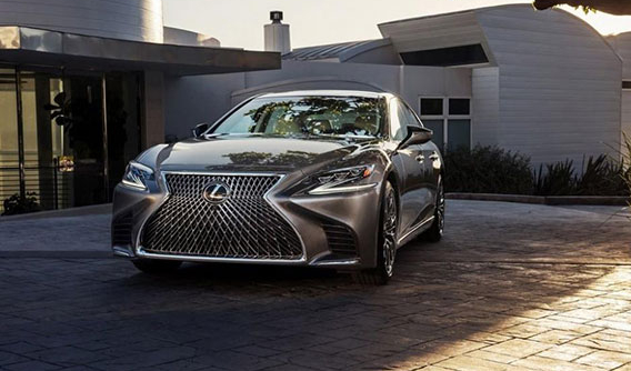 Khám phá quy trình thiết kế lưới tản nhiệt hình đồng hồ cát của Lexus LS 2018