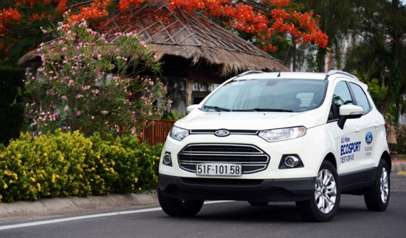 Đón đợt mua sắm dịp cận Tết, Ford Việt Nam giảm giá hàng loạt mẫu xe