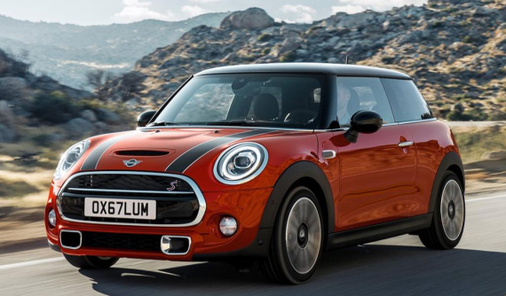 Mini Cooper 2019 lộ diện trước ngày ra mắt với bộ đèn hậu quốc kỳ Anh