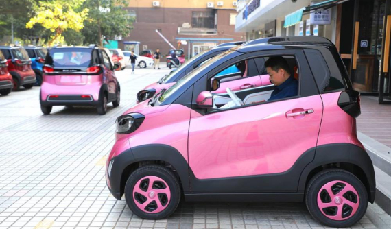 Dừng hỗ trợ thuế , dân Trung Quốc bớt mua sắm xe năm 2018, các hãng "khóc ròng"