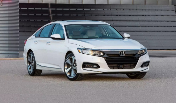 Vượt Toyota Camry, Honda Accord 2018 nhận danh hiệu "Xe của năm 2018 tại Bắc Mỹ"