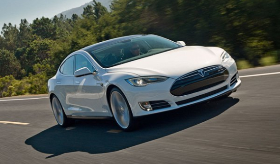 Tesla lại bị kiện vì "thổi phồng" công suất của Model S P85D