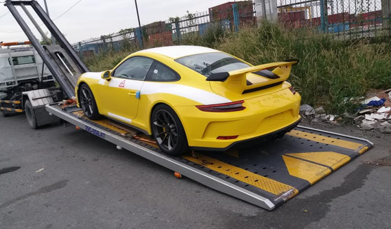 Ngất ngây với chiếc Porsche 911 GT3 2018 đầu tiên cập bến Việt Nam