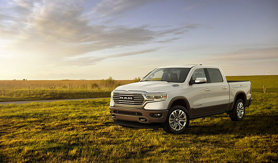 Ram 1500 Laramie Longhorn 2019 - "Mercedes-Benz S-Class" của phân khúc xe bán tải