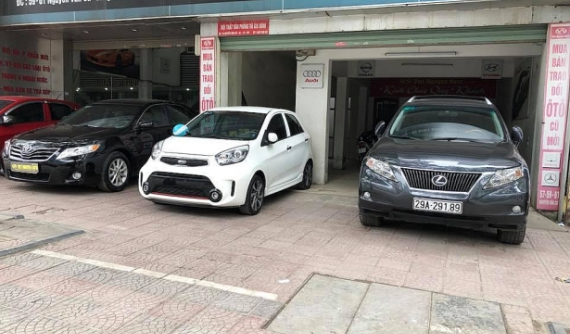 Khó thuê xe ô tô tự lái dù chưa đến Tết Nguyên đán