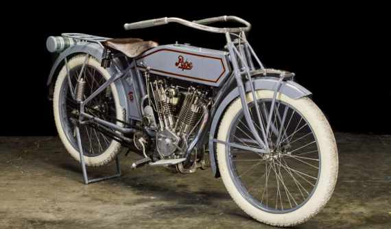 Xe cổ trăm tuổi của sao Hollywood được đấu giá, dự kiến thu về 3,2 tỷ VNĐ