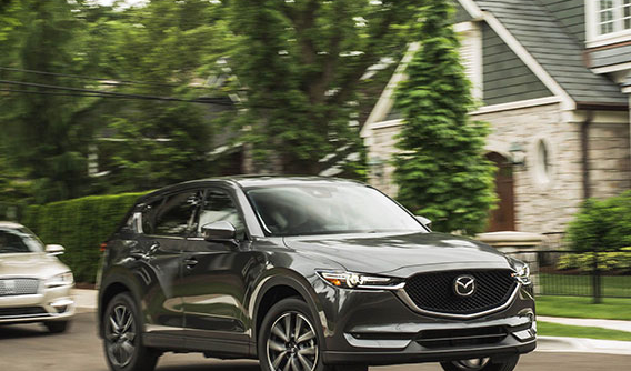 Tháng 1: CX-5 2018 trở thành mẫu xe "gánh team" của Mazda