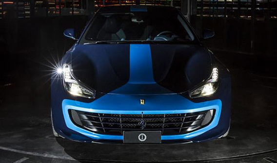 Ferrari GTC4Lusso độ lạ mắt của thiếu gia "lắm chiêu" thừa kế tập đoàn Fiat