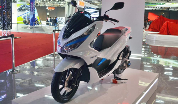 Cận cảnh Honda PCX phiên bản xe điện tại Auto Expo 2018