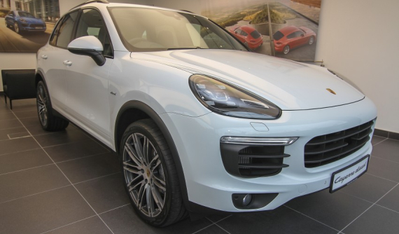 Porsche khai tử xe máy dầu, tập trung phát triển xe điện