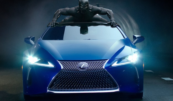 Ấn tượng với Lexus LC 500 trong bom tấn siêu anh hùng "Chiến binh Báo Đen"