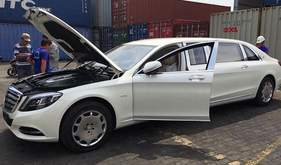 Dù vướng nghị định 116 nhưng Mercedes-Maybach S600 Pullman vẫn cập bến Việt Nam