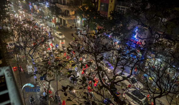 Bật đèn pha trong phố - đã đến lúc cần phải xử lý mạnh tay