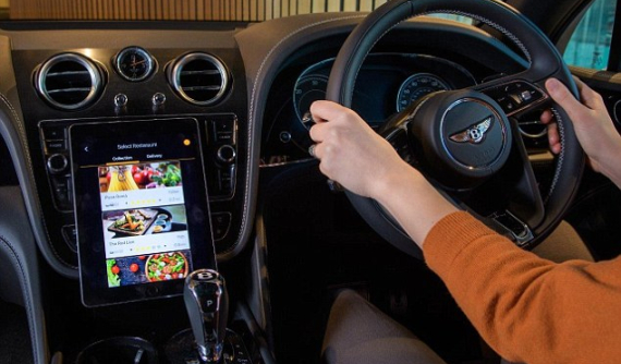 Xe hơi tích hợp khả năng tự thanh toán hóa đơn