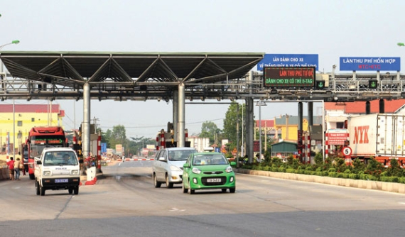 Dán tem thu giá tự động cho tất cả xe ô tô trên cả nước