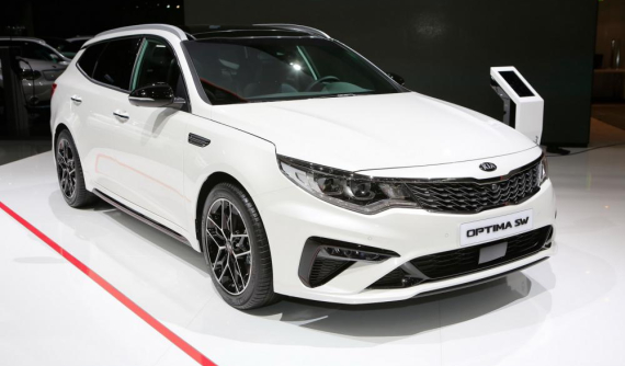 Kia Optima 2018 ra mắt tại triển lãm Geneva 2018 với nhiều nâng cấp