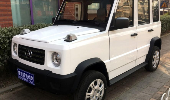 Qifeng K7 - Ô tô điện giá 90 triệu Đồng "nhái" Mercedes-Benz G-Class, đi chậm hơn xe máy