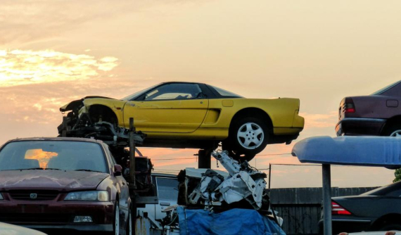 Hồng Kông - Mảnh đất dữ cho những mẫu xe cũ bởi giá "nuôi" cực cao