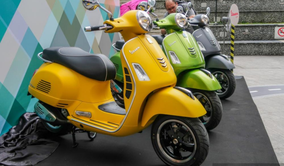 Vespa GTS Super 300 2018 ra mắt với giá 157 triệu VNĐ