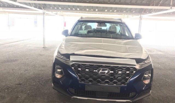 Hyundai Santa Fe 2019 vừa mới ra mắt thế giới đã về Việt Nam