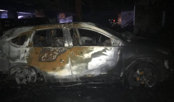 Hàng trăm xe máy và ô tô bị thiêu rụi trong vụ cháy chung cư Carina Plaza