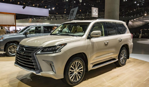"Chuyên cơ mặt đất" Lexus LX570 2018 bản 5 chỗ được báo giá chính thức