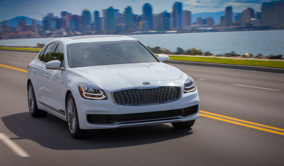 Kia K900 2019 ra mắt thị trường Mỹ với 365 mã lực và hệ dẫn động AWD