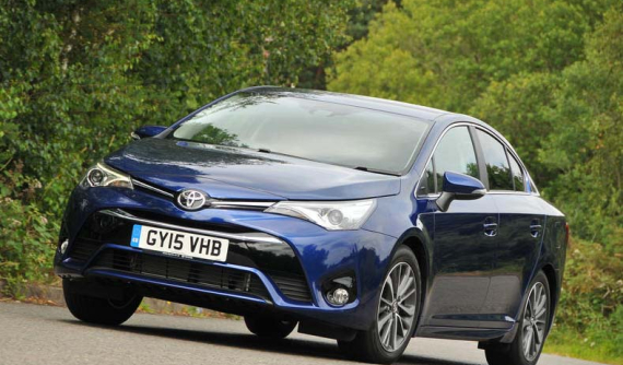 Doanh số bết bát, Toyota Avensis đứng trước tương lai bỏ ngỏ