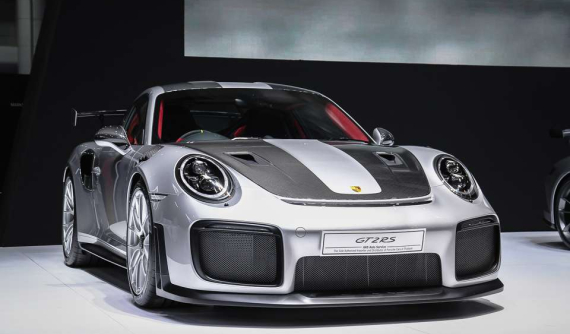 Porsche 911 GT2 RS 2018 - phiên bản mạnh nhất của dòng 911 - ra mắt Đông Nam Á