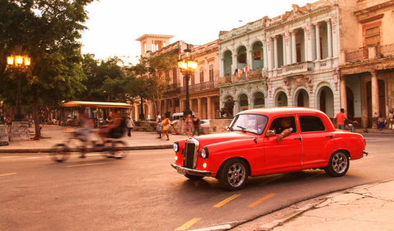 Cuba: Thiên đường xe cổ và câu chuyện mua bán ô tô khác lạ