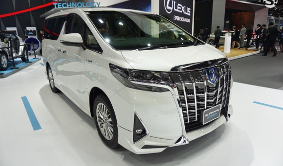 "Chuyên cơ mặt đất" Toyota Alphard 2018 ra mắt ASEAN