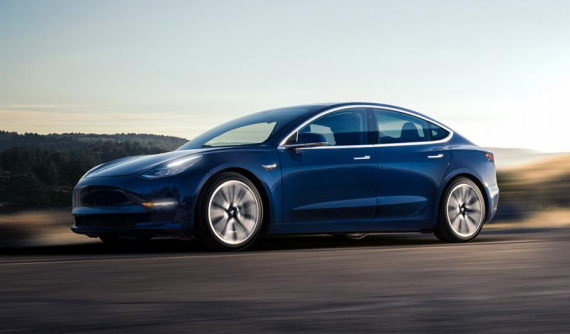 Tesla Model 3 chính thức trở thành mẫu xe điện bán chạy nhất nước Mỹ
