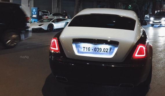 Thêm xe siêu sang Rolls-Royce Wraith cập bến tại Hà Nội