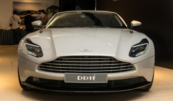 Aston Martin DB11 V8 chính thức ra mắt Malaysia, giới mê xe Việt "phát thèm"