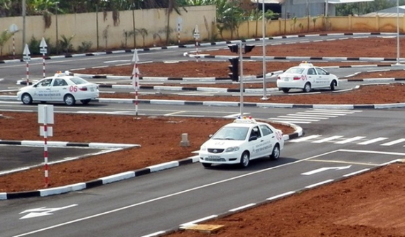 Đề thi sát hạch lái xe sẽ lên đến 500 câu hỏi