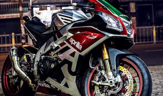 Chi tiết bản độ siêu mô tô Aprilia RSV4 RF phiên bản giới hạn