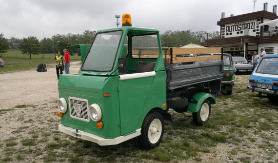 Multicar M22 - Xe bán tải "bé hạt tiêu", có tải trọng hơn cả Ford F-250