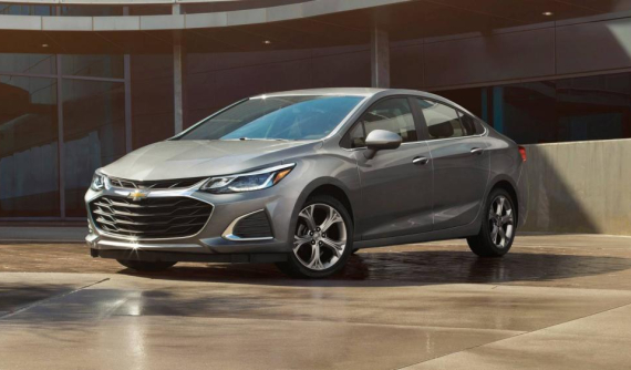 Vì ế ẩm, Chevrolet Cruze bị cắt giảm một nửa sản lượng